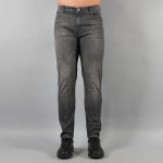 Лёгкие джинсы TAPERED